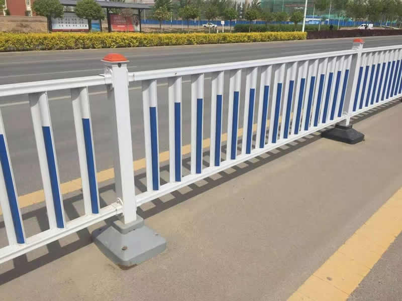 防眩目道路护栏